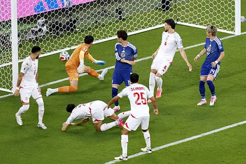 نسور لا تجيد التحليق.. منتخب تونس ينهار أمام اليابان ويودع كأس العالم